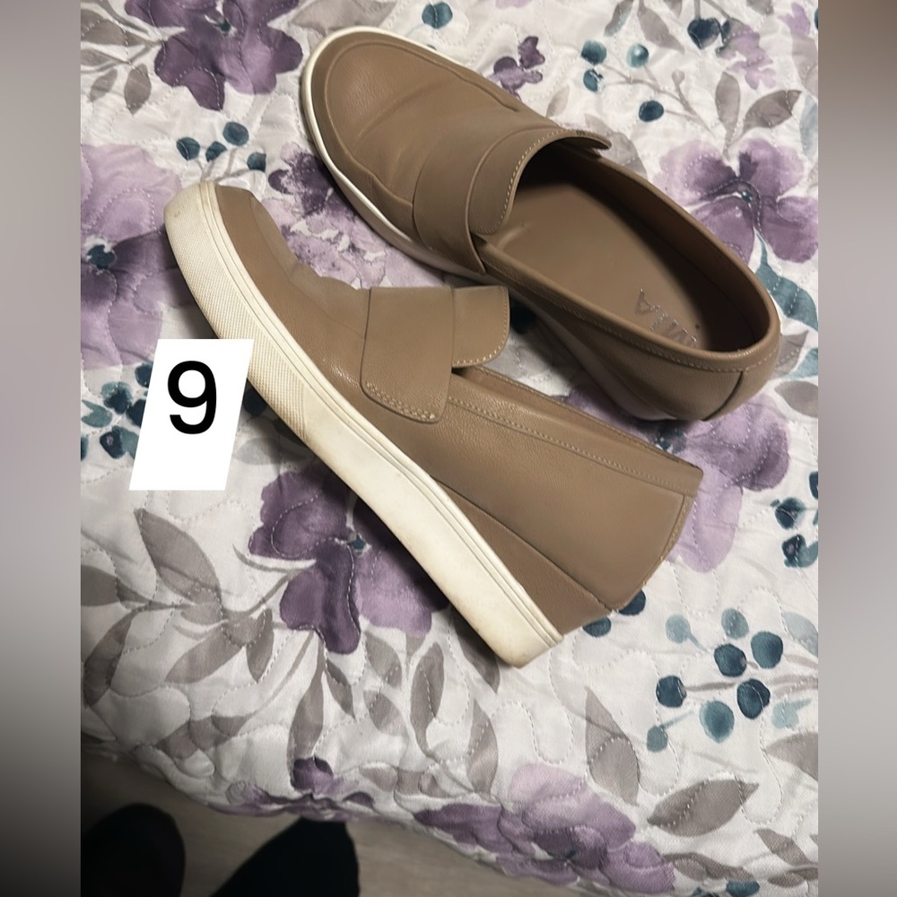 Size 9 wedge ladies dress shoes